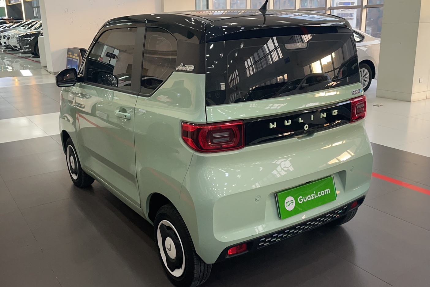 五菱汽车 宏光MINI EV 2021款 马卡龙臻享款 磷酸铁锂