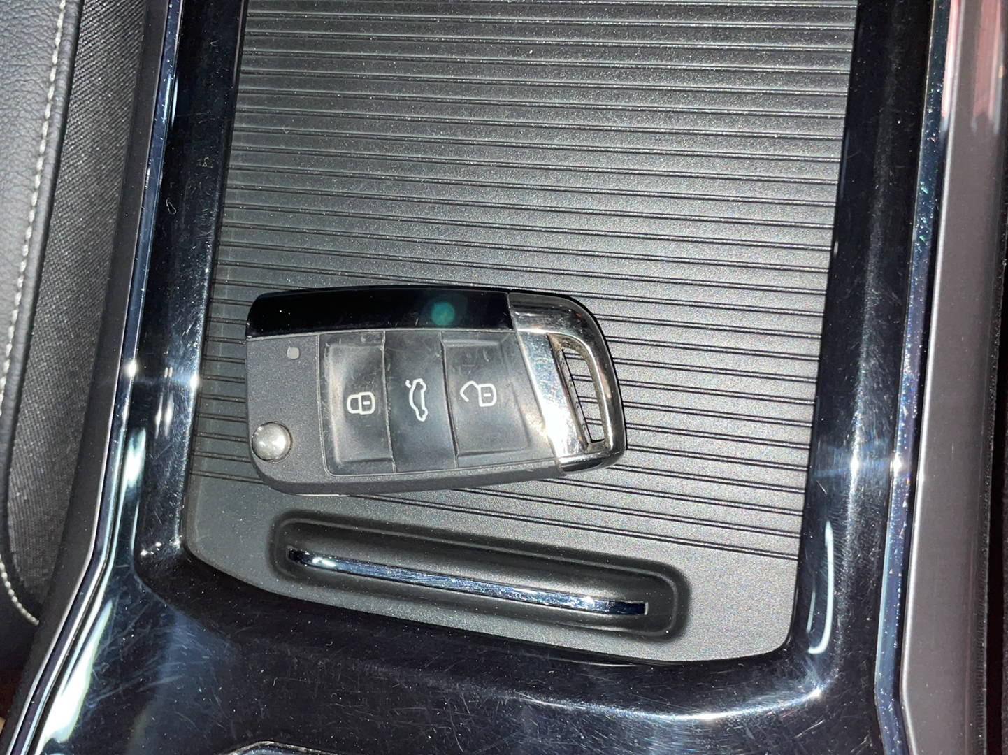 大众 帕萨特 2017款 330TSI DSG尊荣版