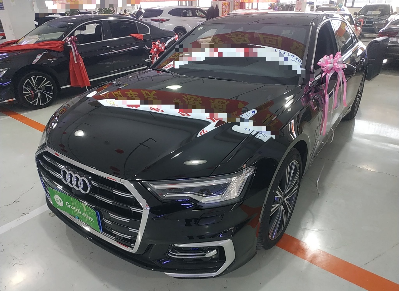 奥迪A6L 2023款 45 TFSI 臻选动感型