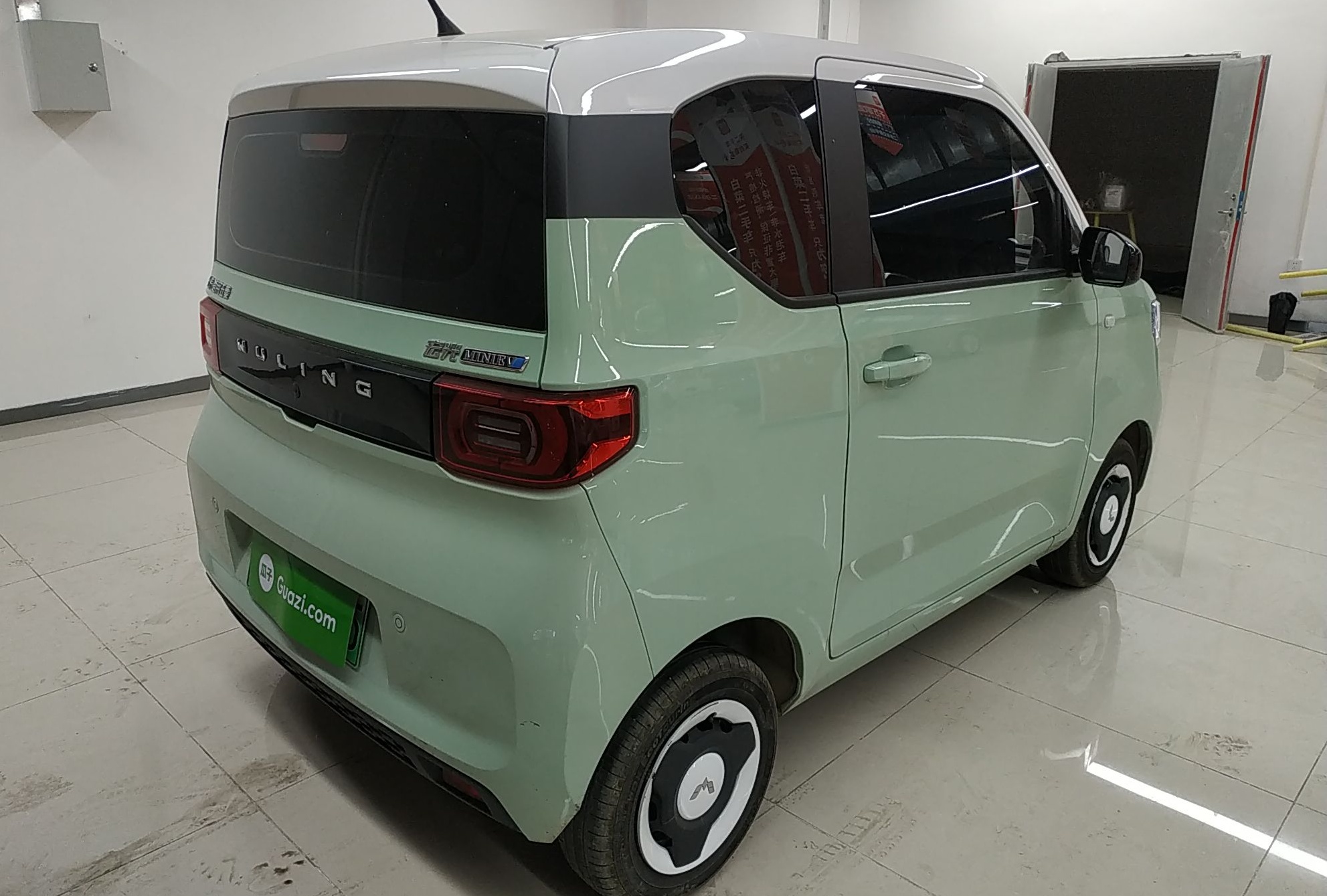 五菱汽车 宏光MINI EV 2021款 马卡龙臻享款 磷酸铁锂