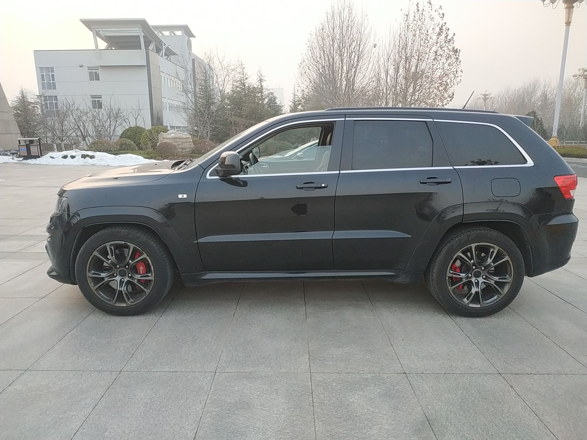 Jeep 大切诺基 SRT 2012款 6.4L SRT8