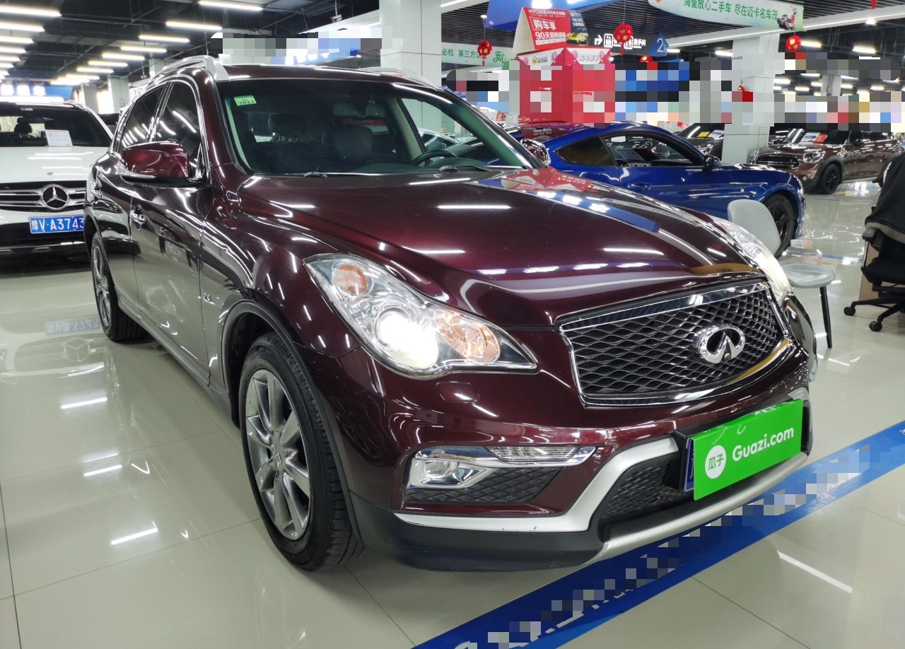 英菲尼迪QX50 2015款 2.5L 舒适版