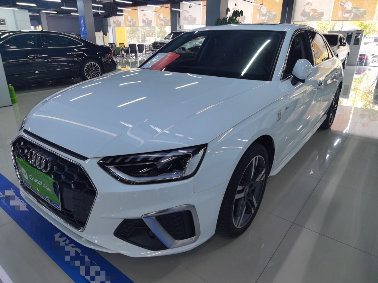 奥迪A4L 2022款 40 TFSI 豪华动感型