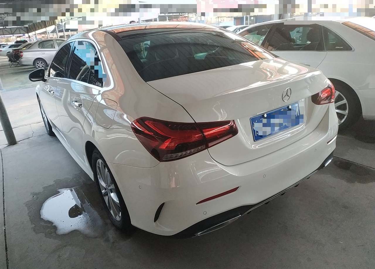 奔驰A级 2020款 A 200 L 运动轿车