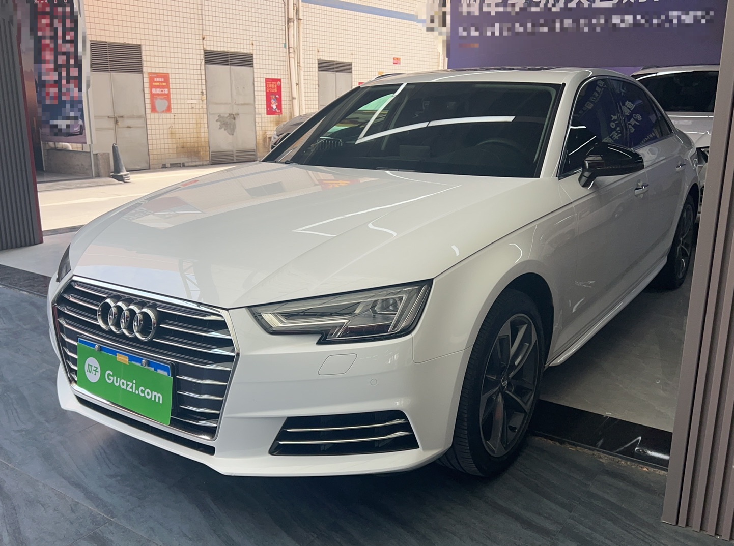 奥迪A4L 2018款 30周年年型 40 TFSI 进取型