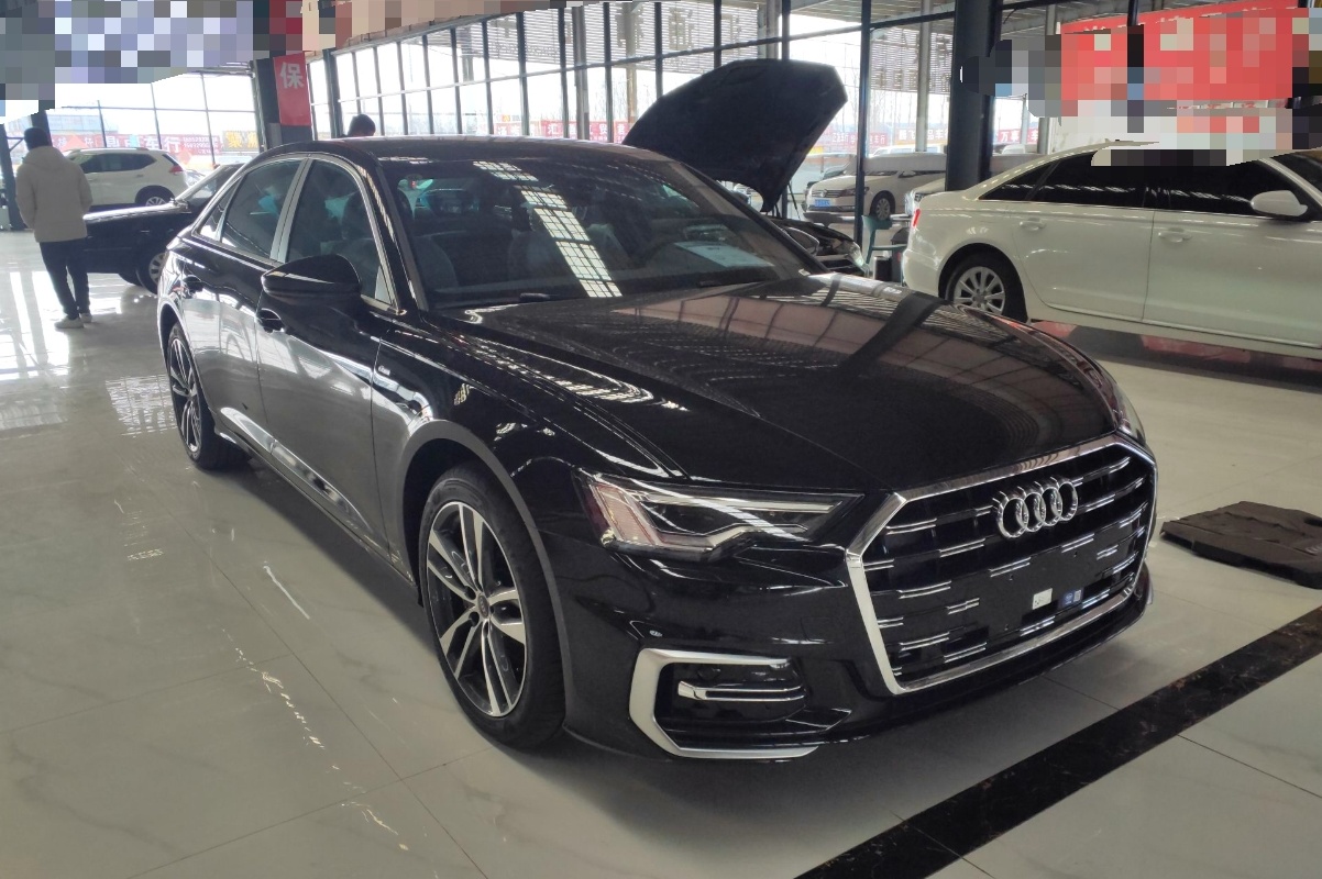 奥迪A6L 2023款 40 TFSI 豪华动感型