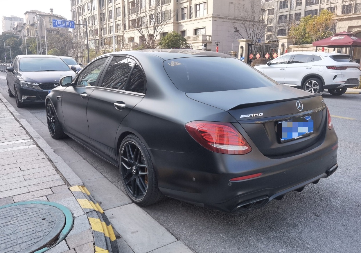 奔驰E级AMG 2018款 AMG E 63 S 4MATIC+ 特别版