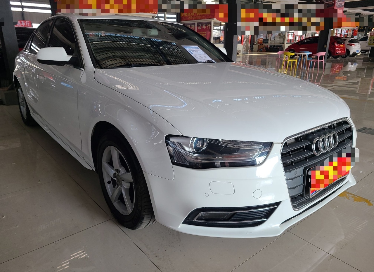 奥迪A4L 2013款 35 TFSI 自动标准型