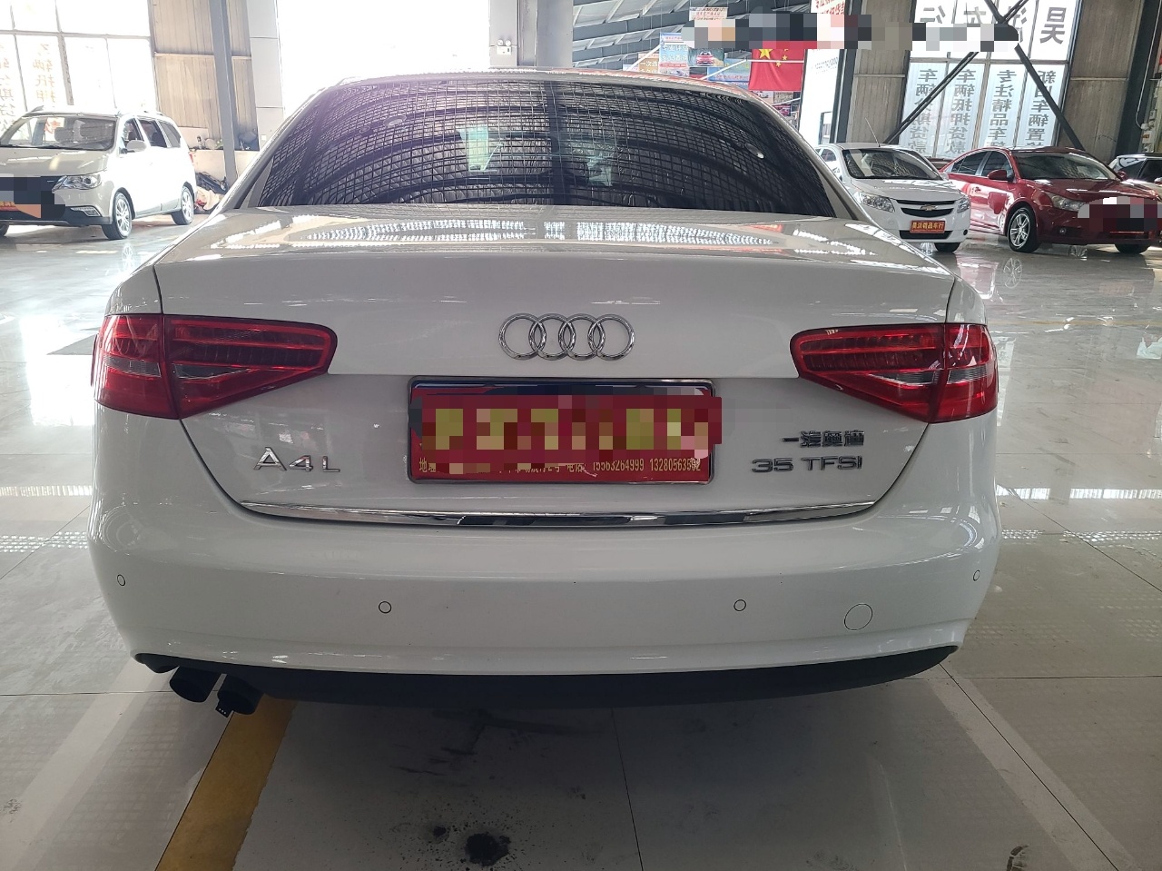 奥迪A4L 2013款 35 TFSI 自动标准型