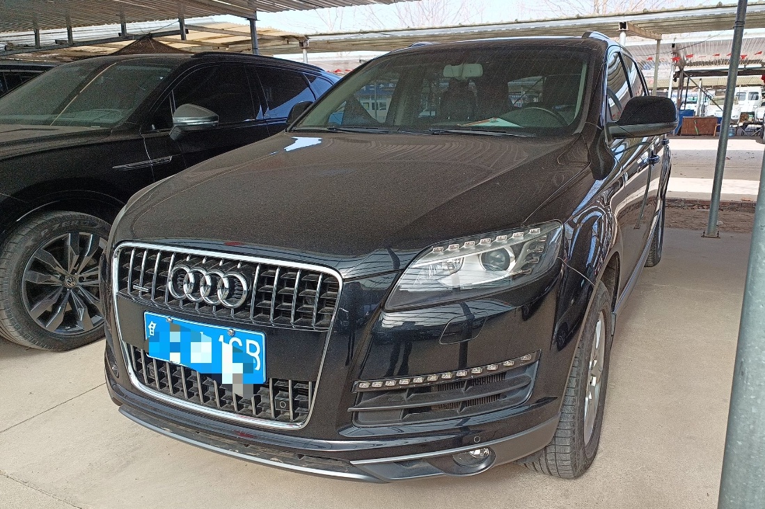 奥迪Q7 2015款 35 TFSI 进取型(进口)