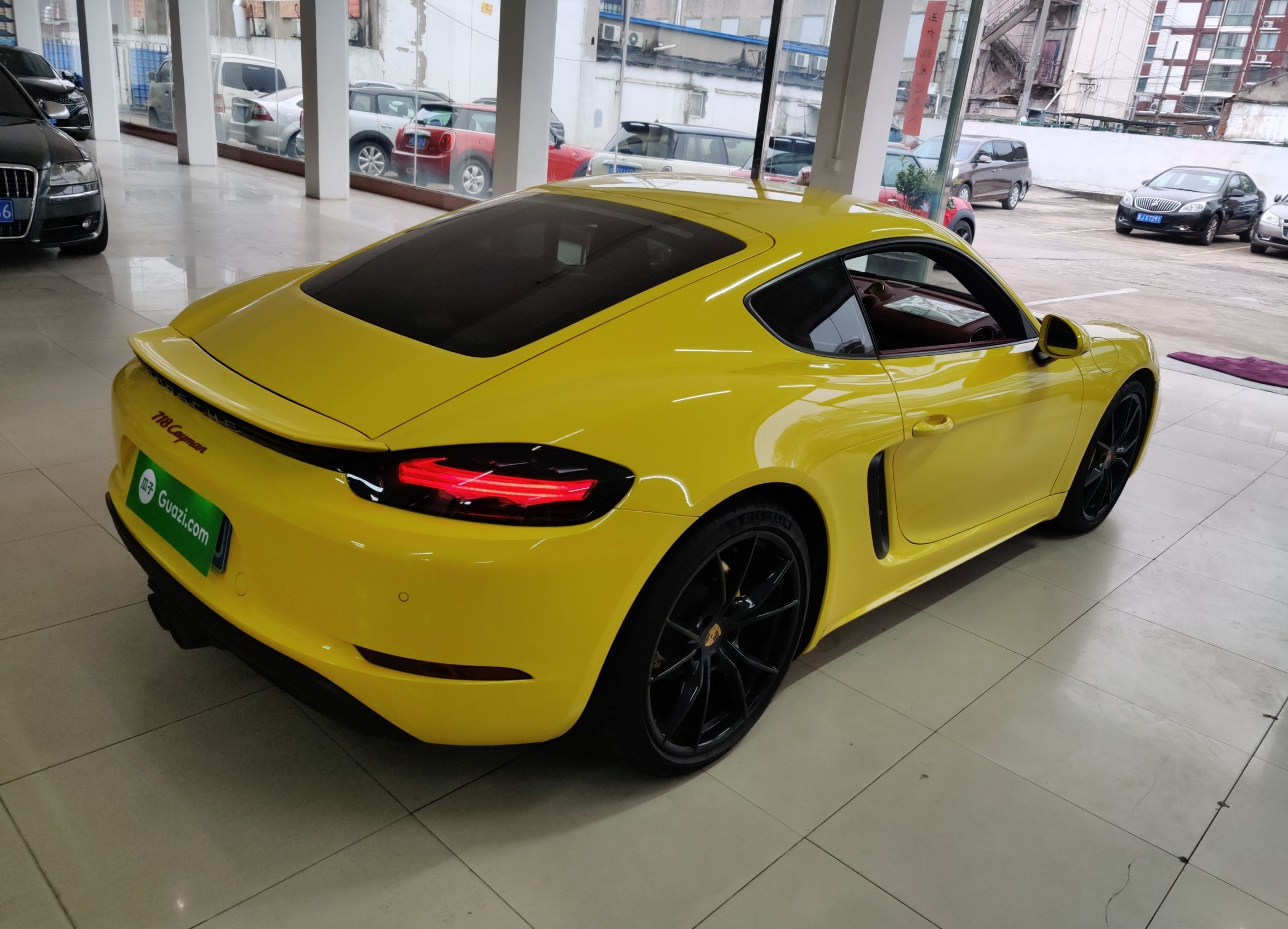 保时捷718 2019款 Cayman T