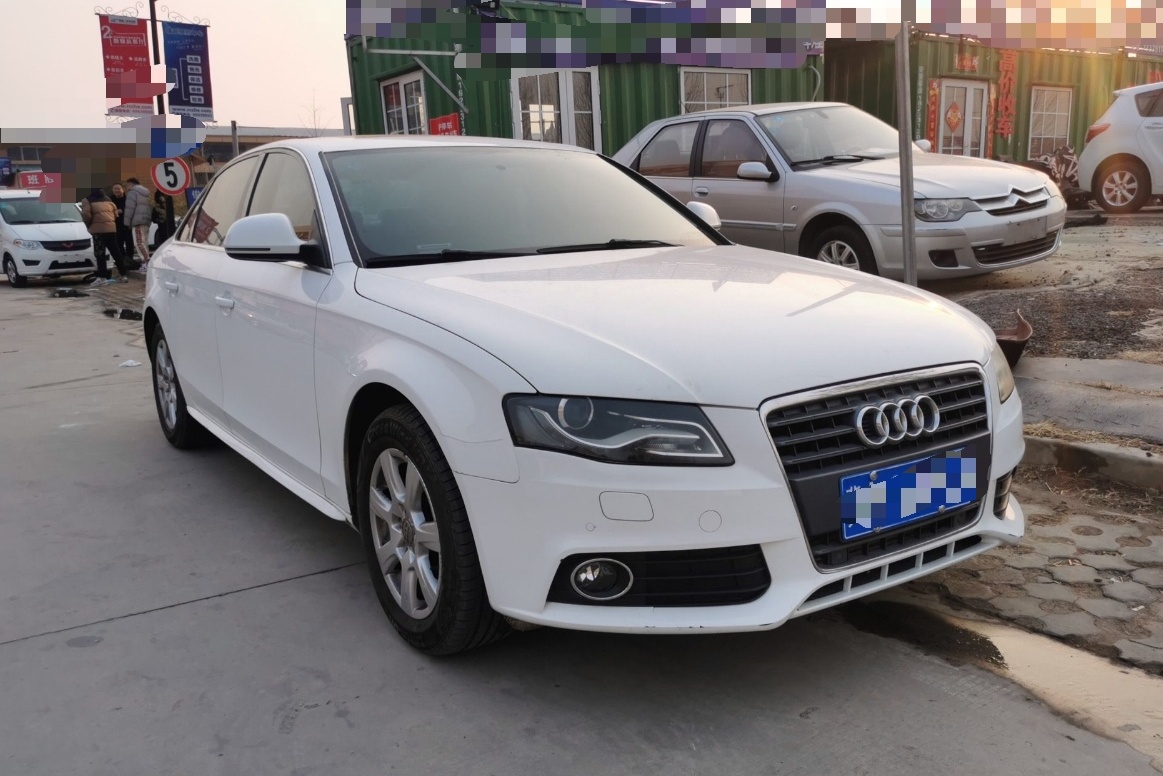 奥迪A4L 2012款 2.0 TFSI 自动标准型