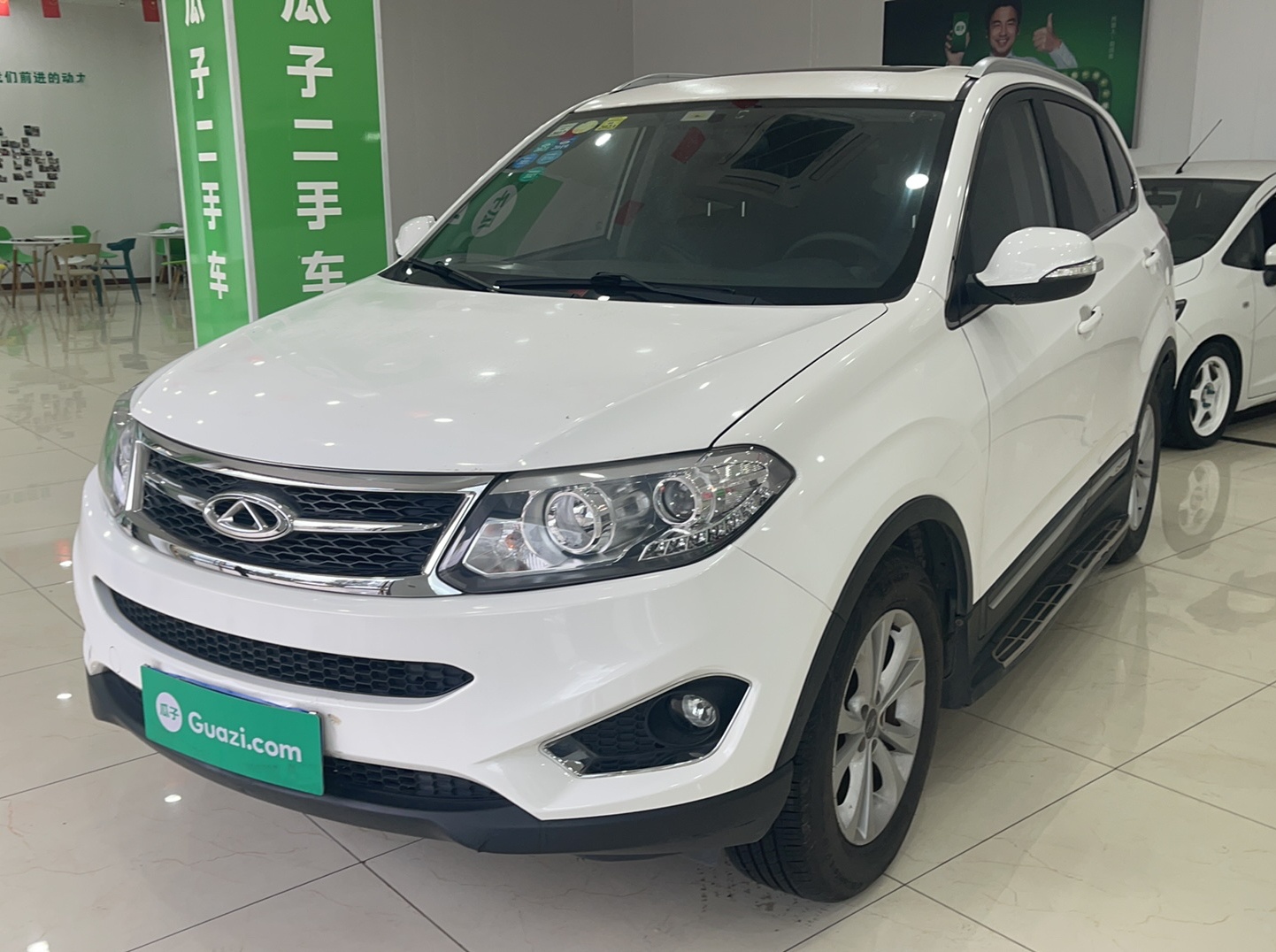 奇瑞 瑞虎5 2014款 2.0L CVT家尊版