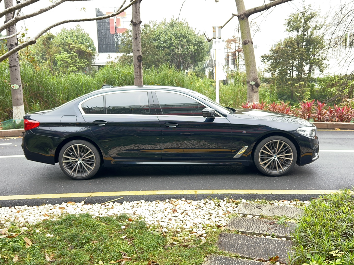 宝马5系 2020款 530Li 尊享型 M运动套装