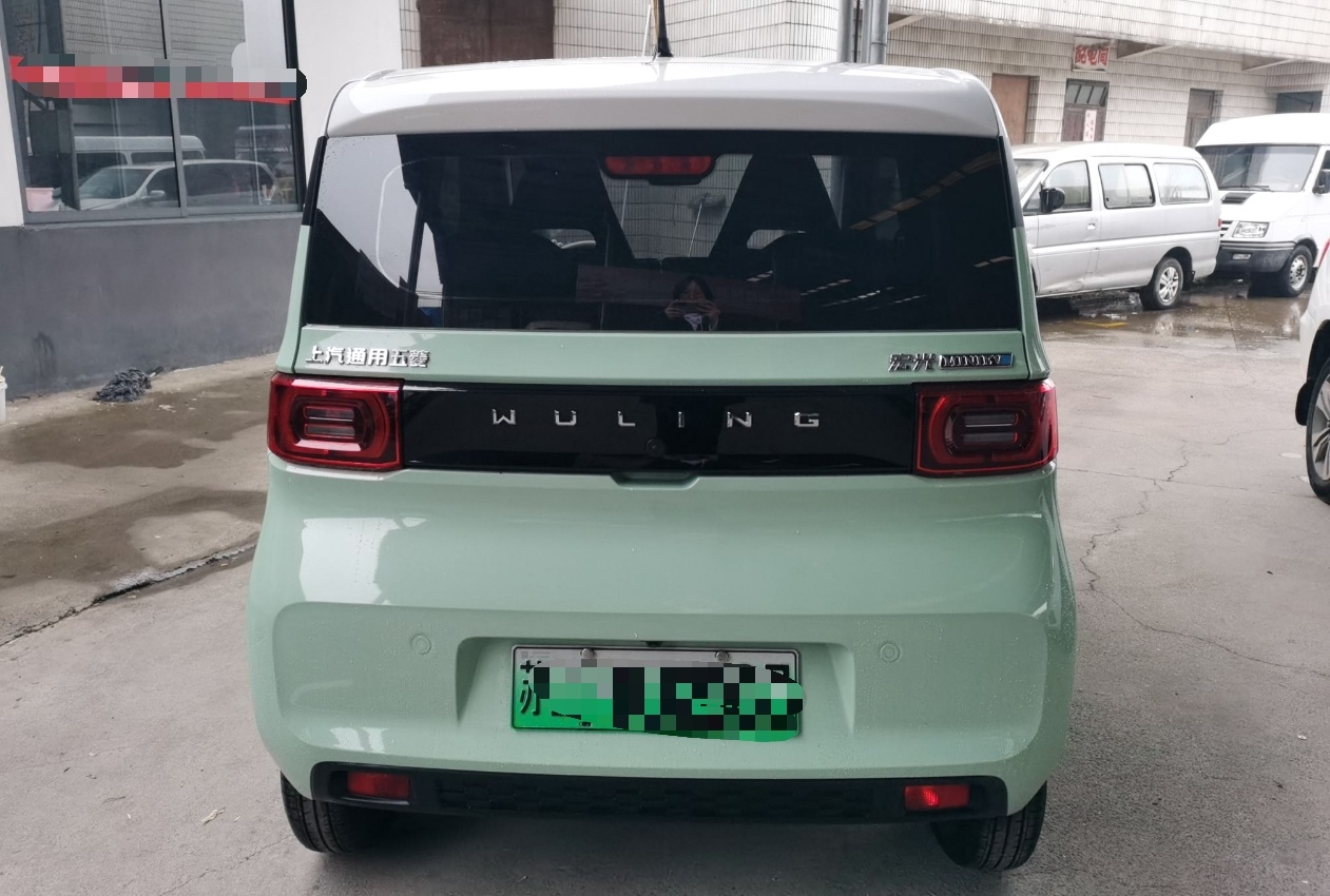 五菱汽车 宏光MINI EV 2021款 马卡龙时尚款 磷酸铁锂