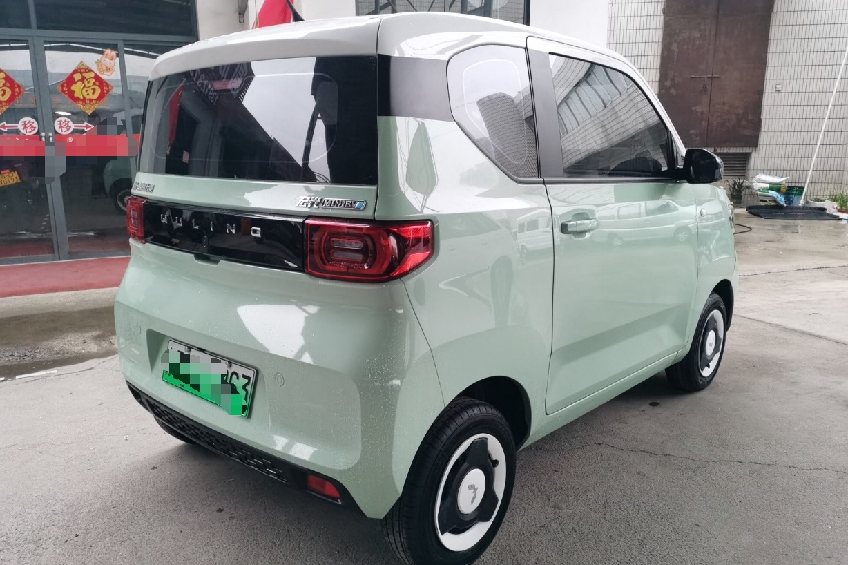 五菱汽车 宏光MINI EV 2021款 马卡龙时尚款 磷酸铁锂