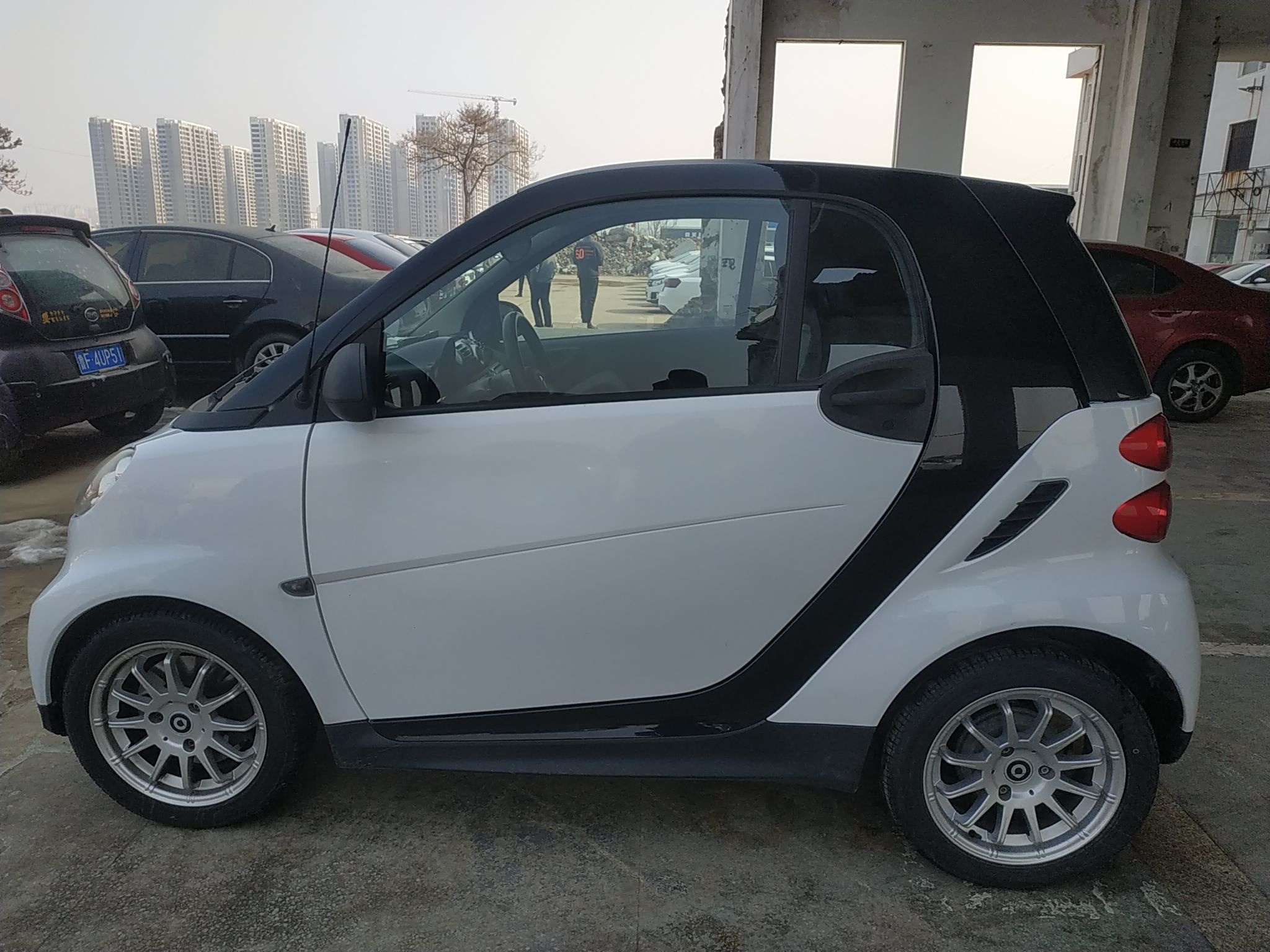 smart fortwo 2012款 1.0 MHD 硬顶标准版