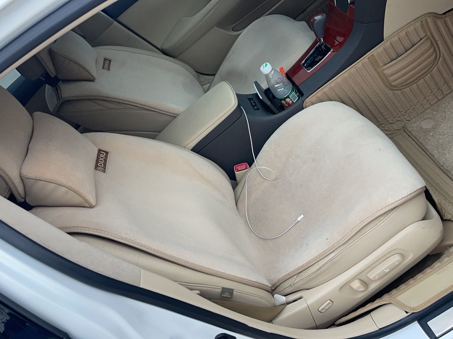 雷克萨斯ES 2010款 240 典雅版