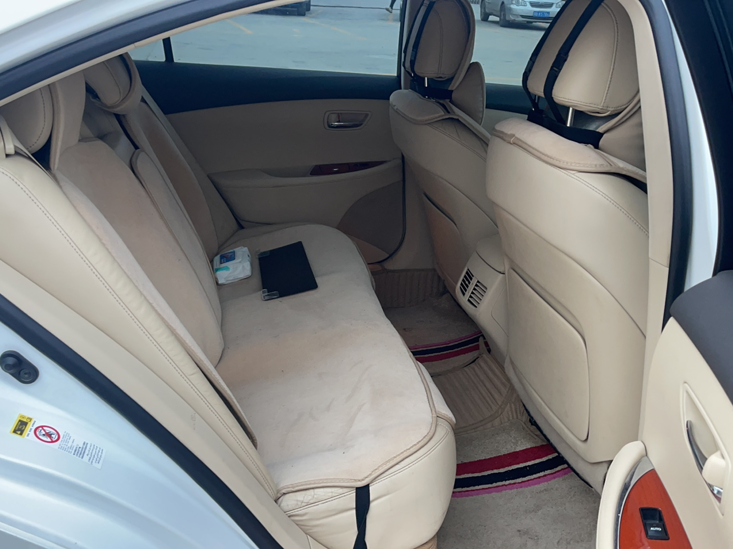 雷克萨斯ES 2010款 240 典雅版