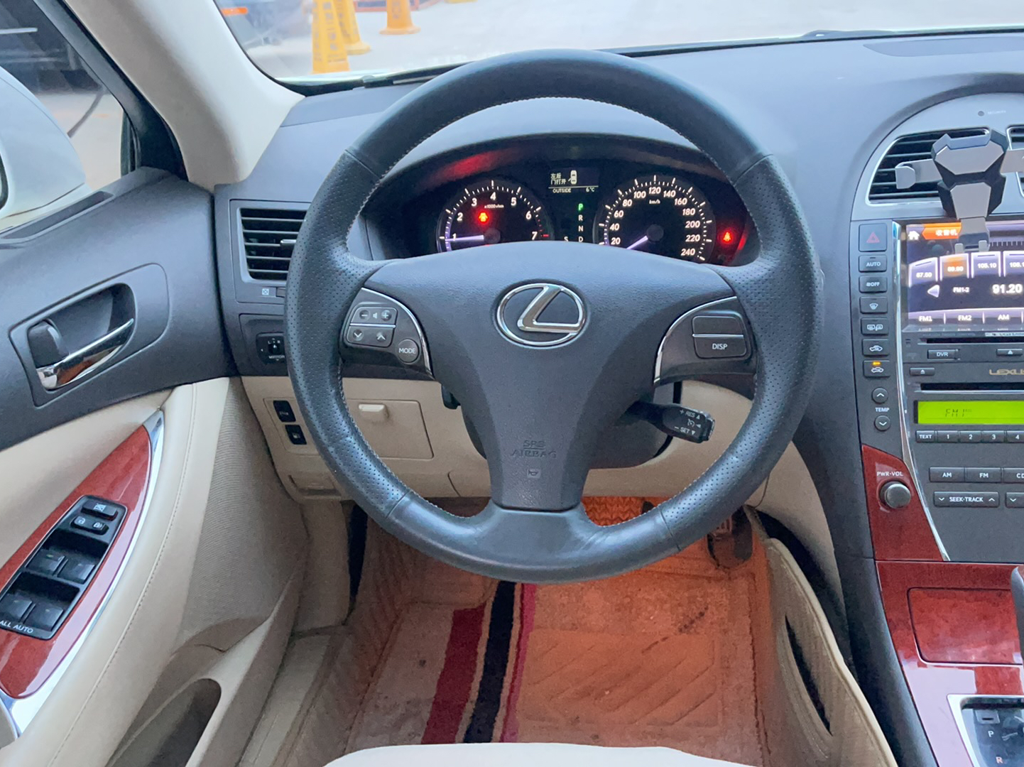 雷克萨斯ES 2010款 240 典雅版