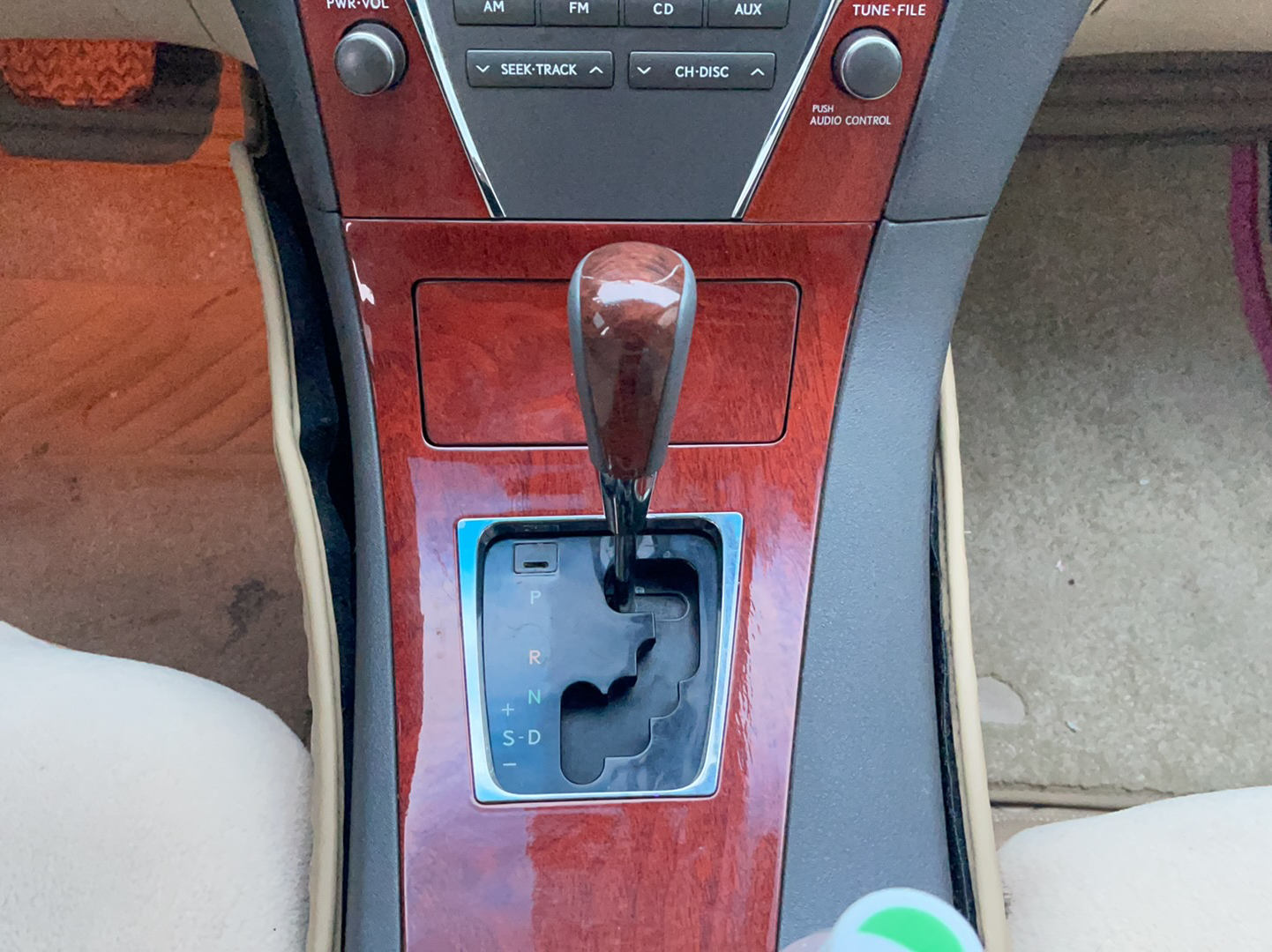 雷克萨斯ES 2010款 240 典雅版