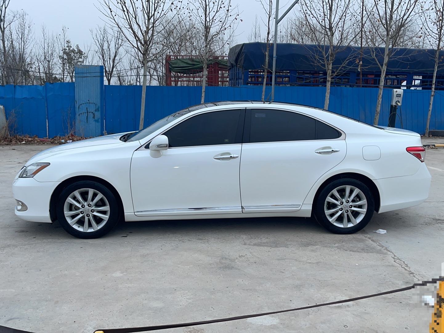 雷克萨斯ES 2010款 240 典雅版