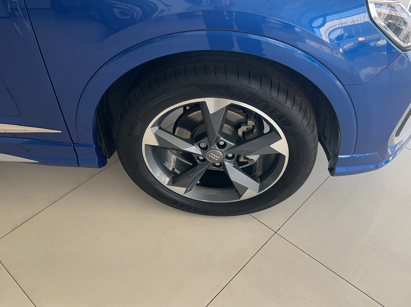 奥迪Q3 2019款 35 TFSI 时尚动感型