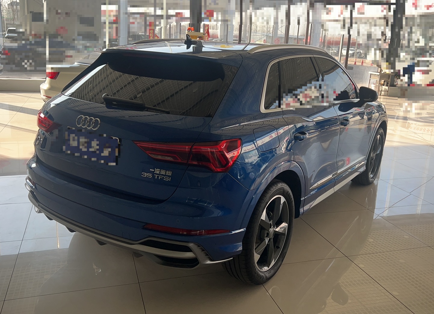 奥迪Q3 2019款 35 TFSI 时尚动感型