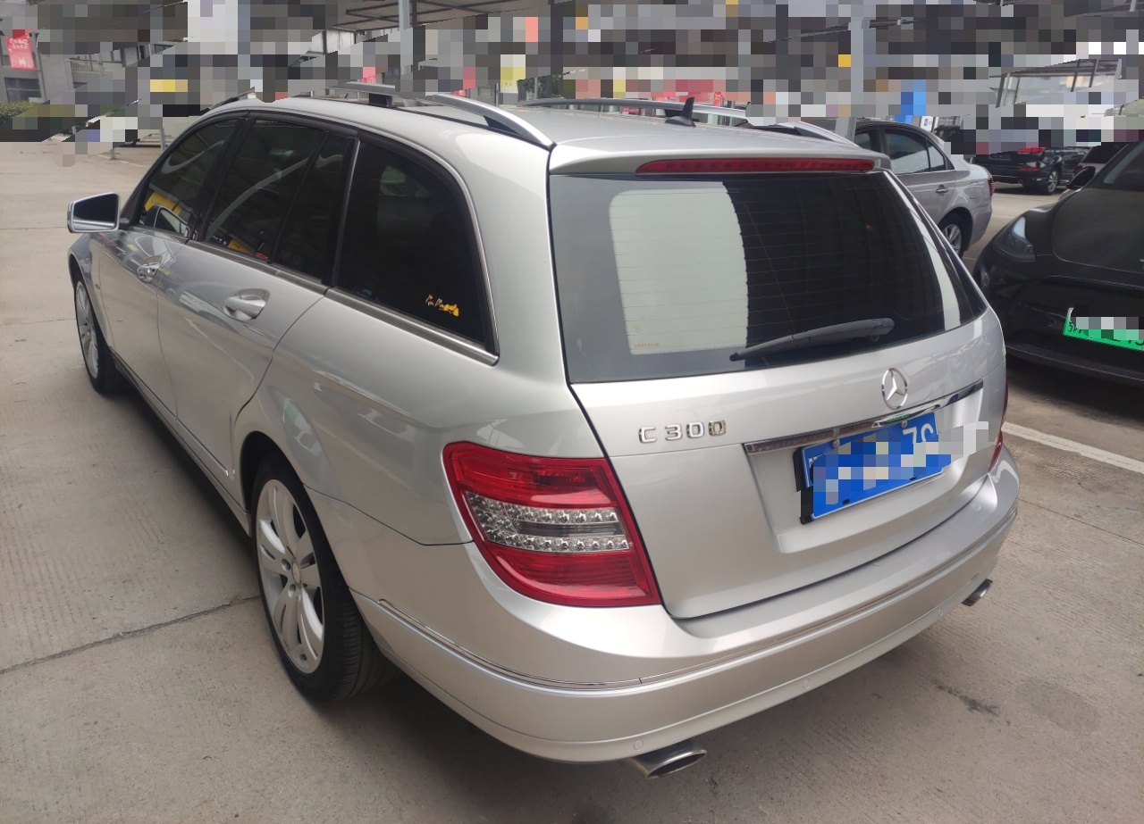 奔驰C级 2010款 C 300 旅行版(进口)