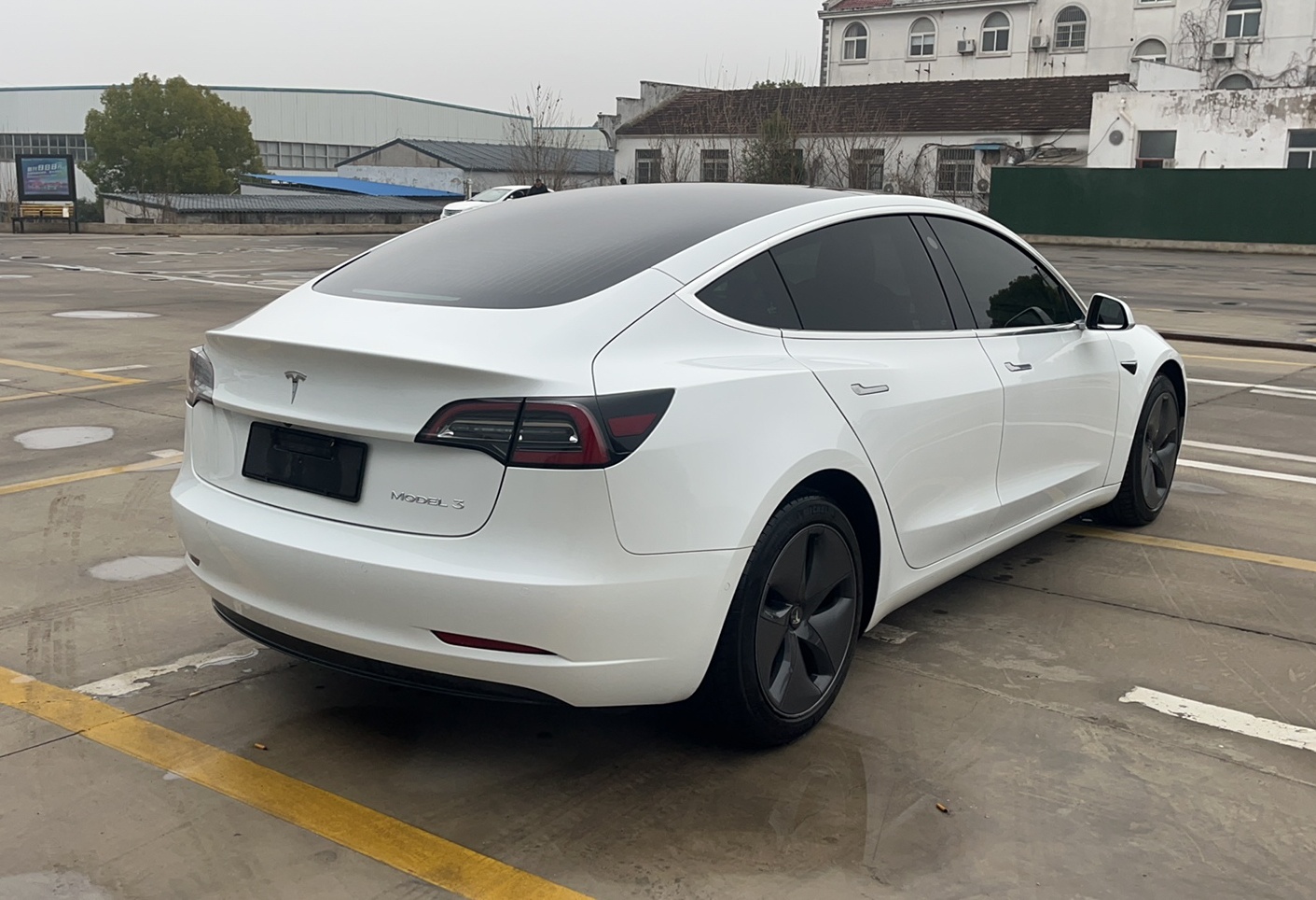 特斯拉 Model 3 2020款 标准续航后驱升级版