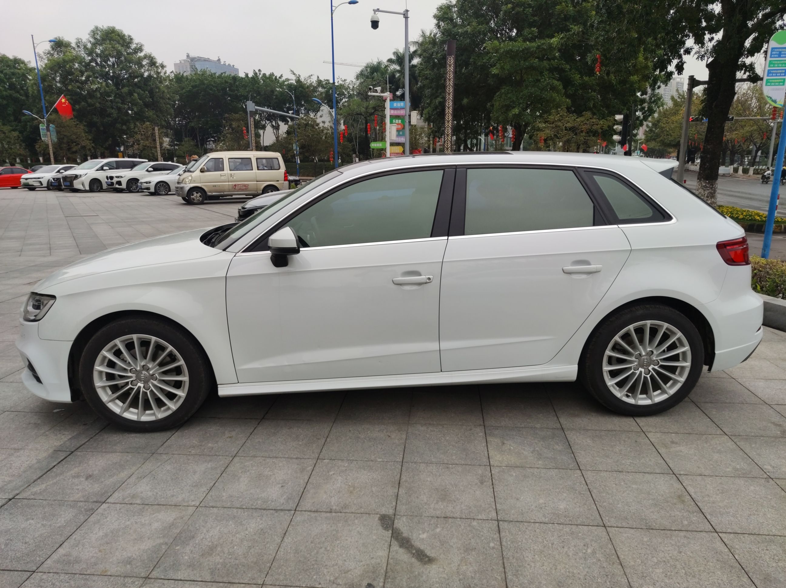 奥迪A3 2017款 Sportback 35 TFSI 时尚型