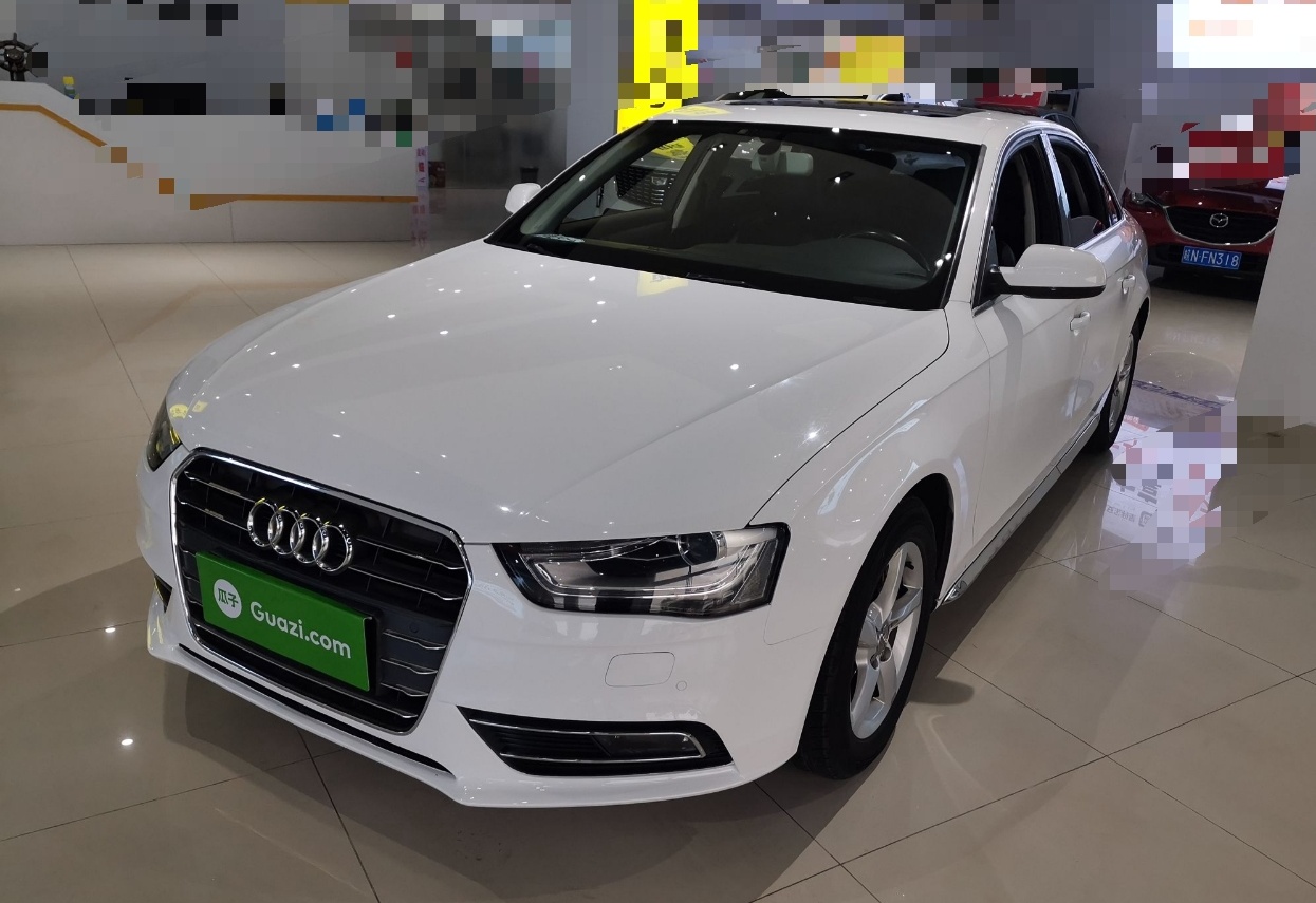 奥迪A4L 2013款 35 TFSI 自动标准型