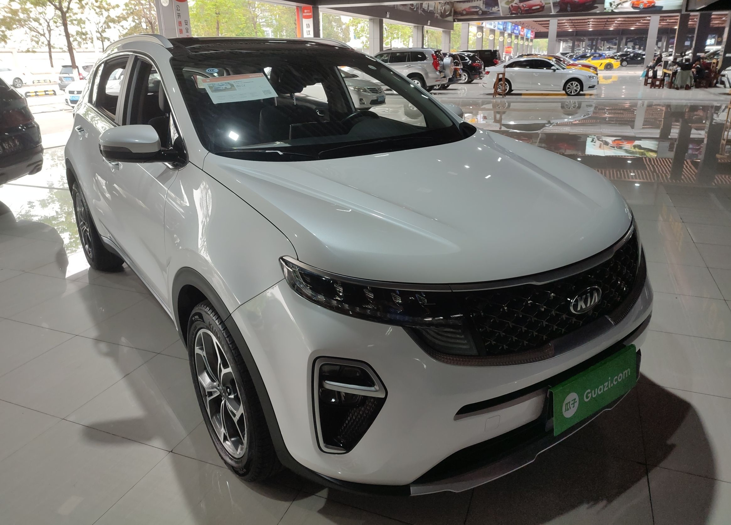 起亚KX5 2019款 1.6T 自动两驱豪华版