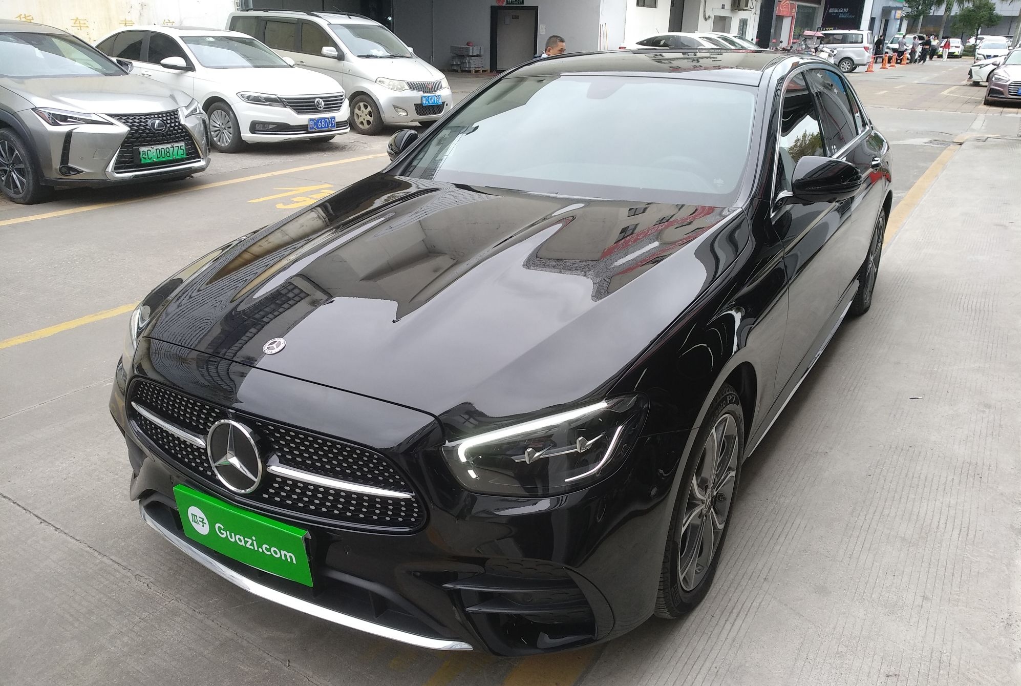 奔驰E级 2021款 E 300 L 运动豪华型