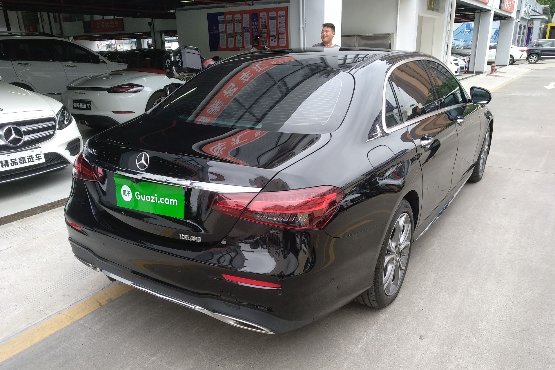 奔驰E级 2021款 E 300 L 运动豪华型