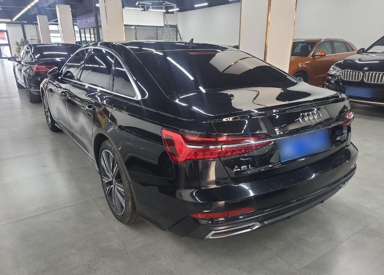 奥迪A6L 2020款 45 TFSI quattro 臻选动感型