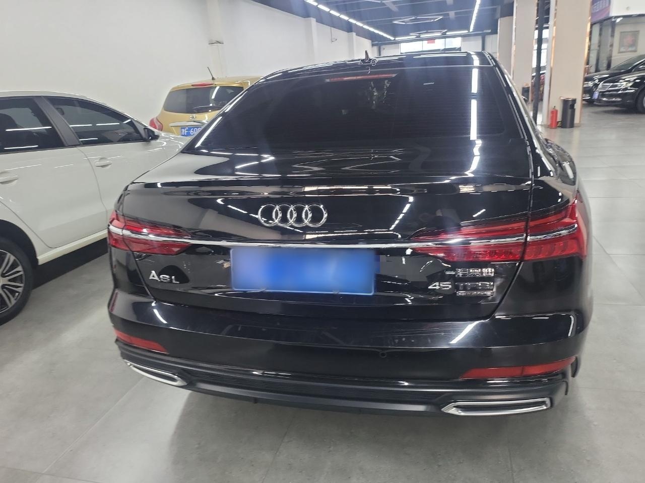 奥迪A6L 2020款 45 TFSI quattro 臻选动感型