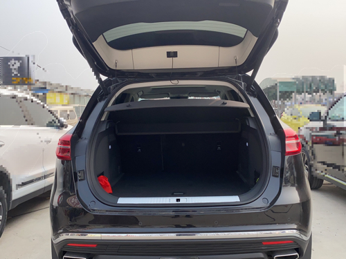 红旗HS5 2019款 2.0T 智联旗享四驱版