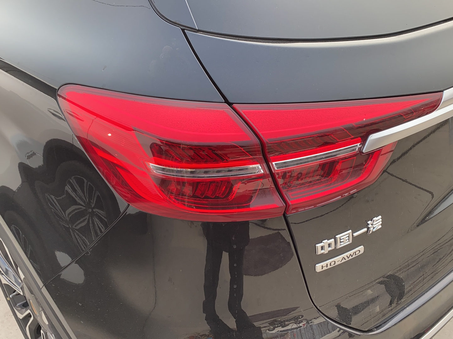 红旗HS5 2019款 2.0T 智联旗享四驱版