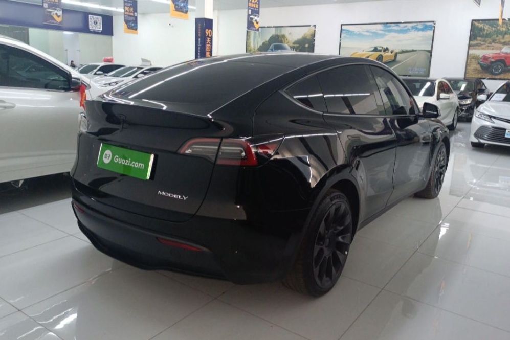 特斯拉 Model Y 2021款 长续航全轮驱动版 3D7