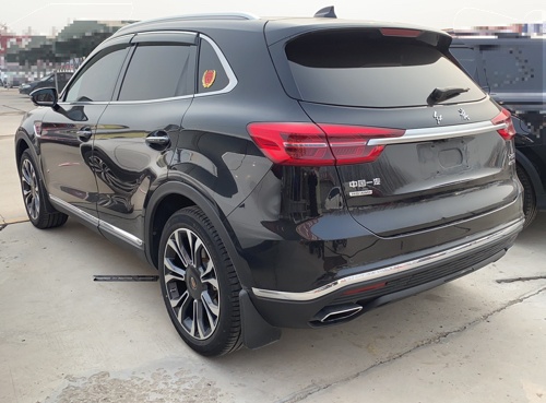 红旗HS5 2019款 2.0T 智联旗享四驱版