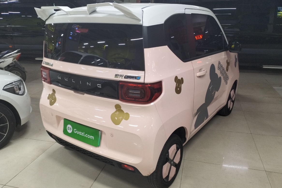 五菱汽车 宏光MINI EV 2021款 马卡龙时尚款 磷酸铁锂