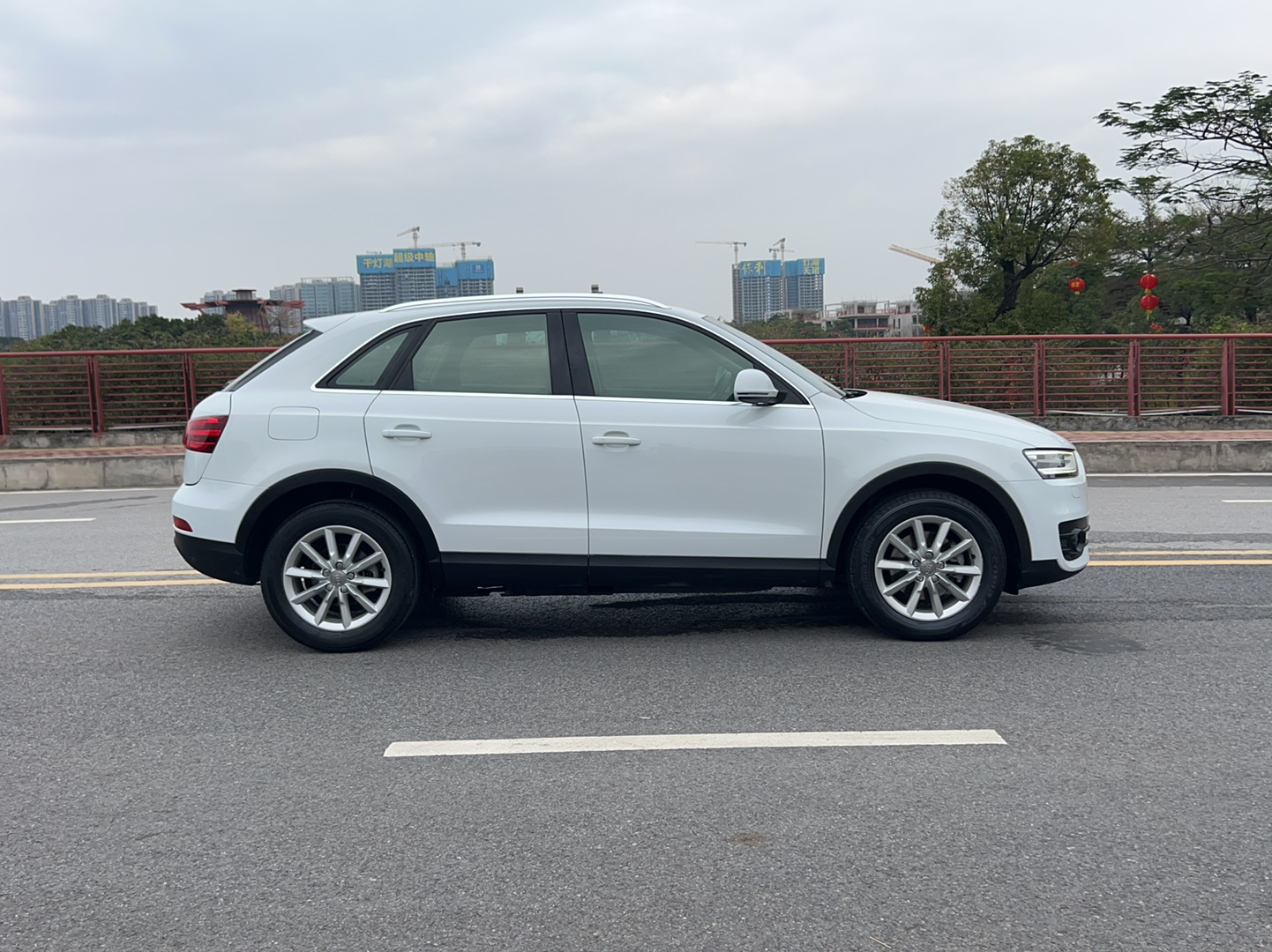 奥迪Q3 2015款 35 TFSI 进取型