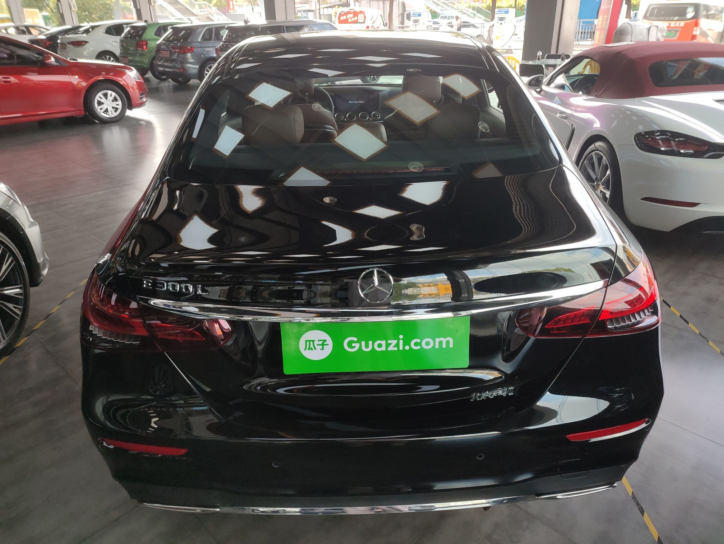 奔驰E级 2022款 改款三 E 300 L 运动时尚型