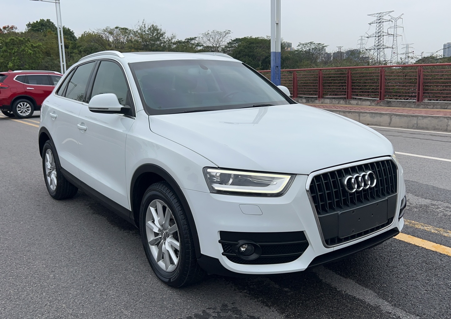 奥迪Q3 2015款 35 TFSI 进取型