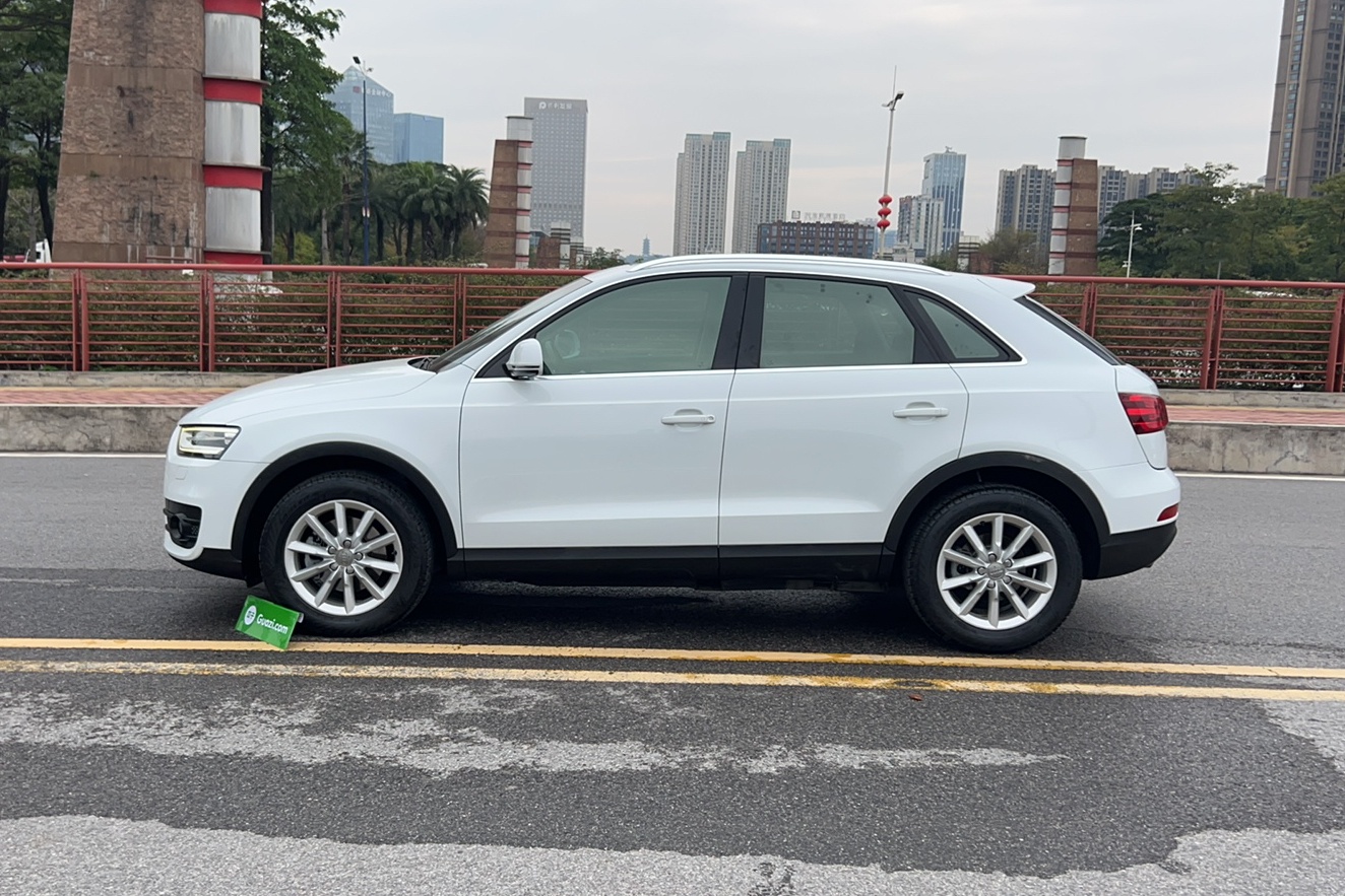 奥迪Q3 2015款 35 TFSI 进取型