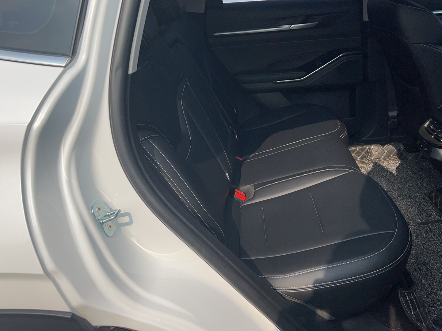 哈弗H6 2021款 第三代 1.5T 自动两驱Max