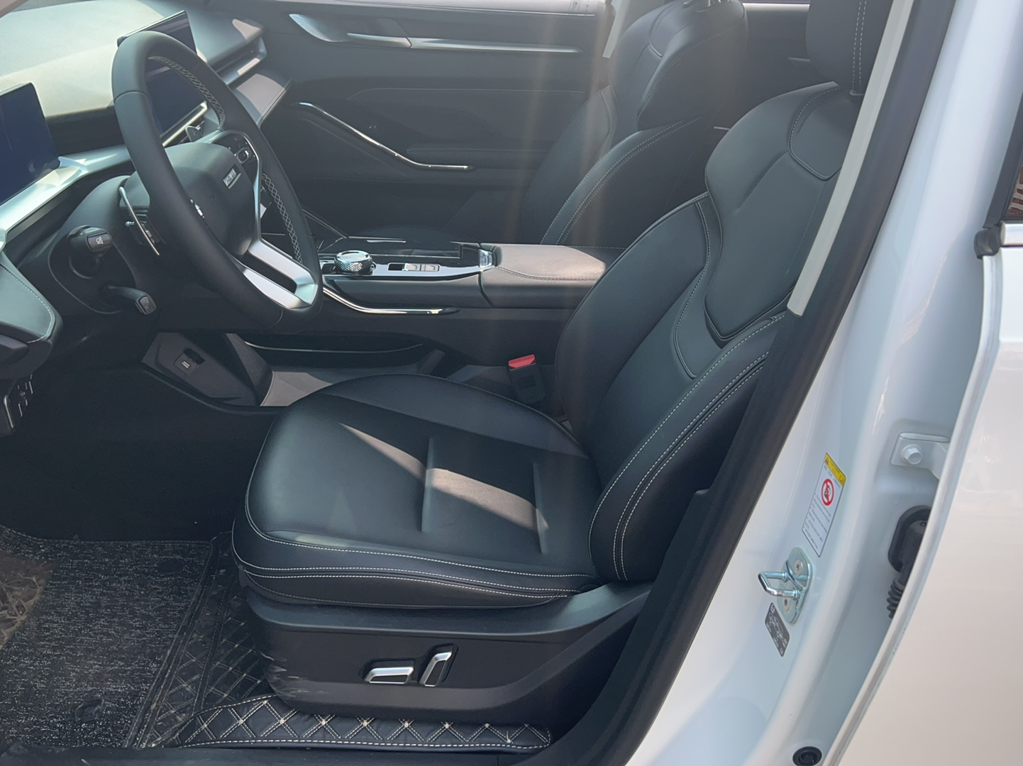 哈弗H6 2021款 第三代 1.5T 自动两驱Max