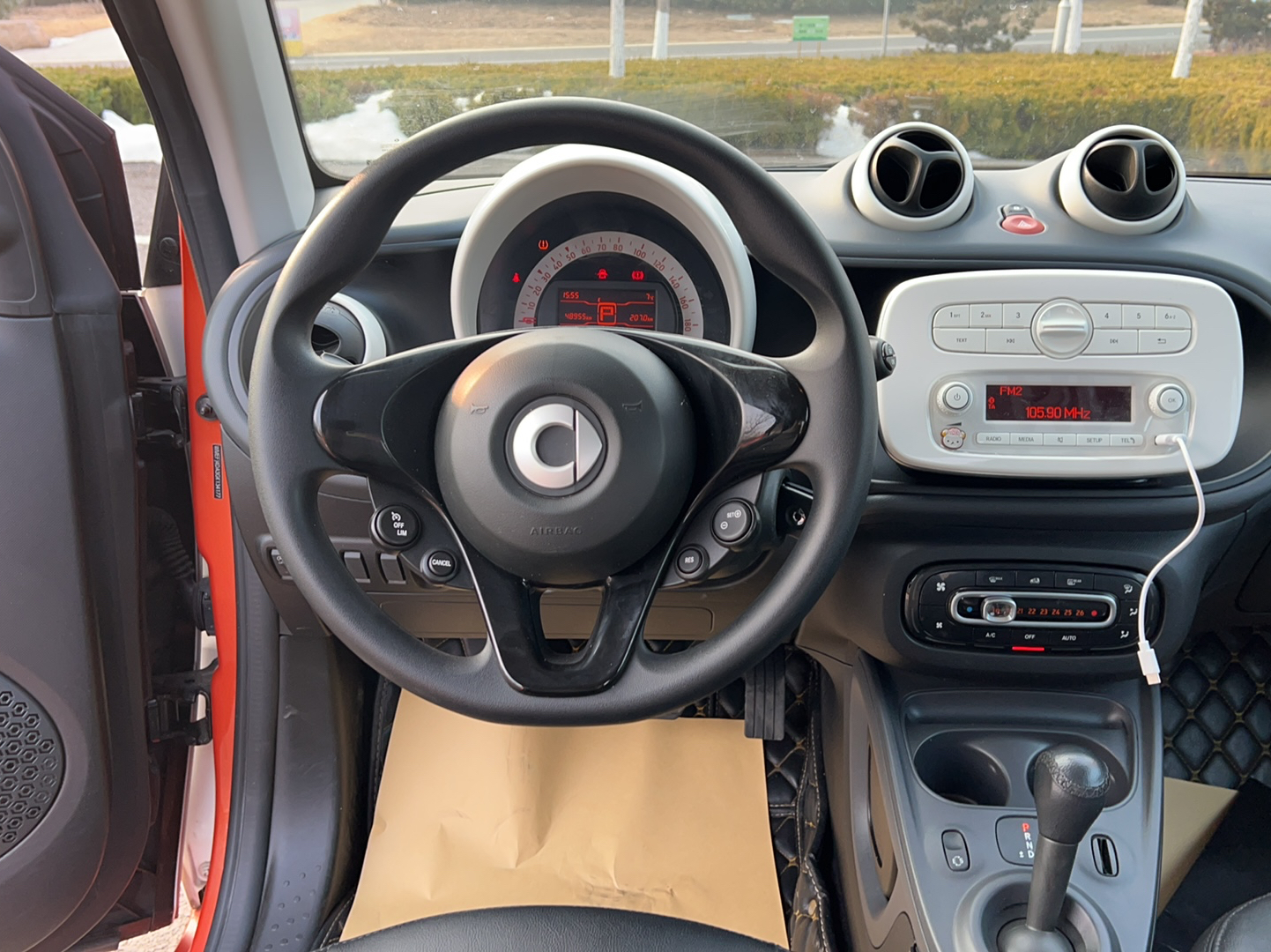 smart fortwo 2015款 1.0L 52千瓦硬顶灵动版