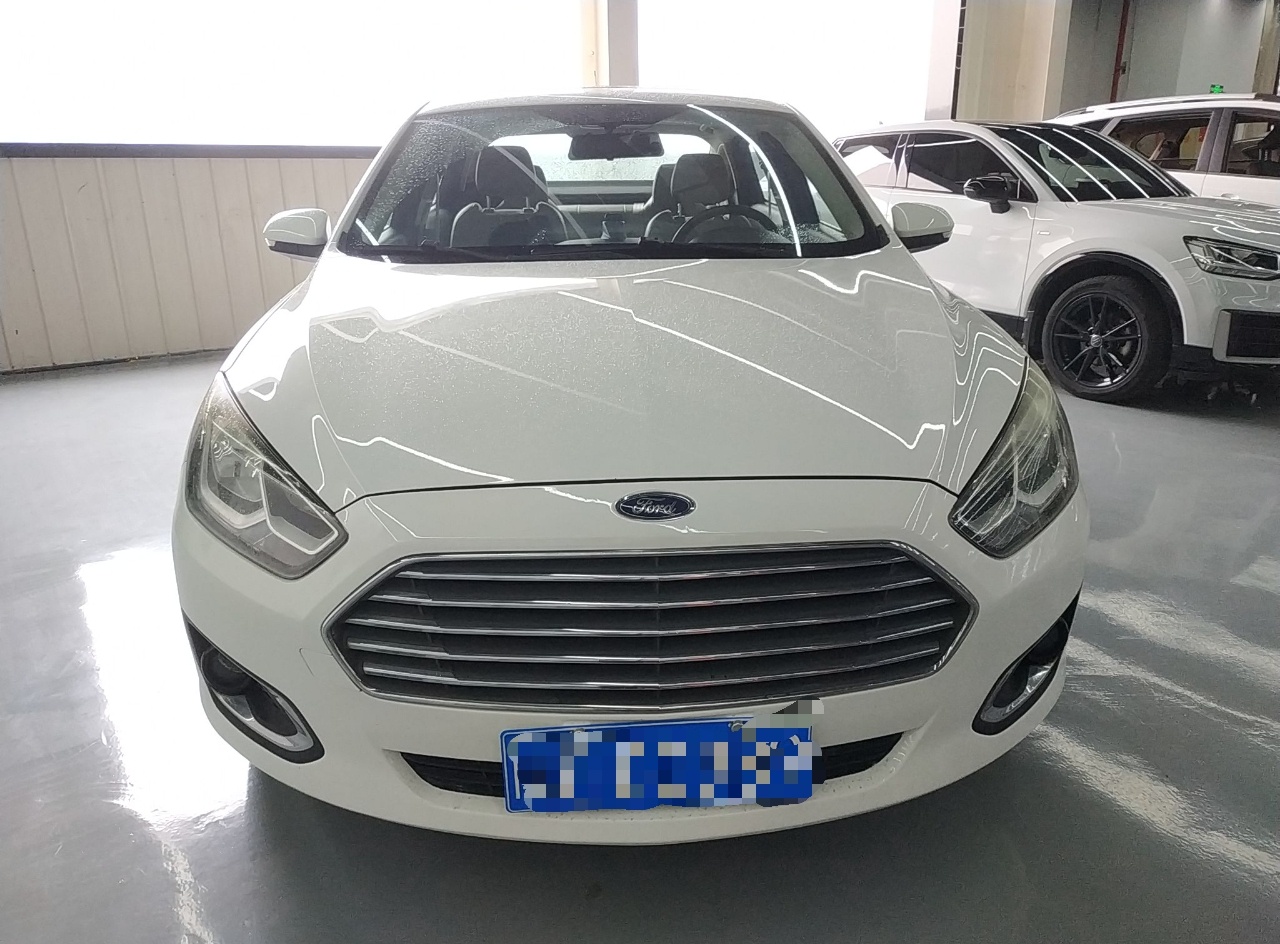 福特 福睿斯 2015款 1.5L 自动时尚型